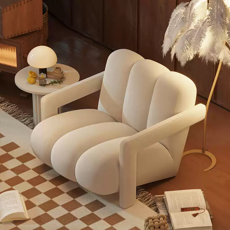 كرسي عصري بتصميم فريد