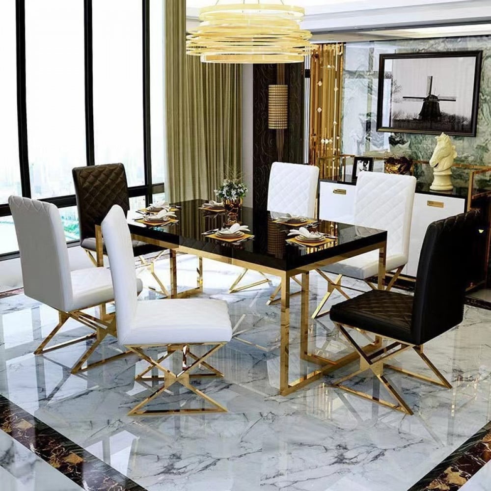 طاولة طعام فاخره