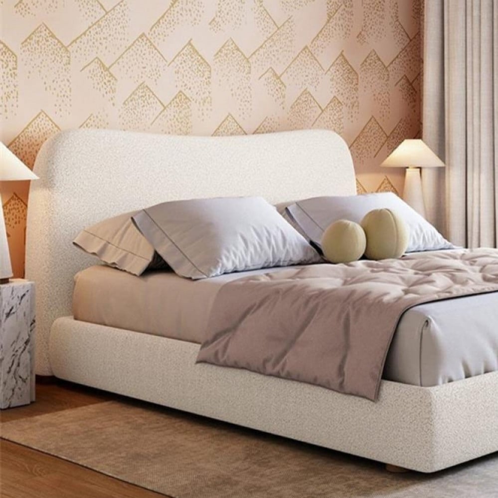 سرير بنمط كلاسيك رائع