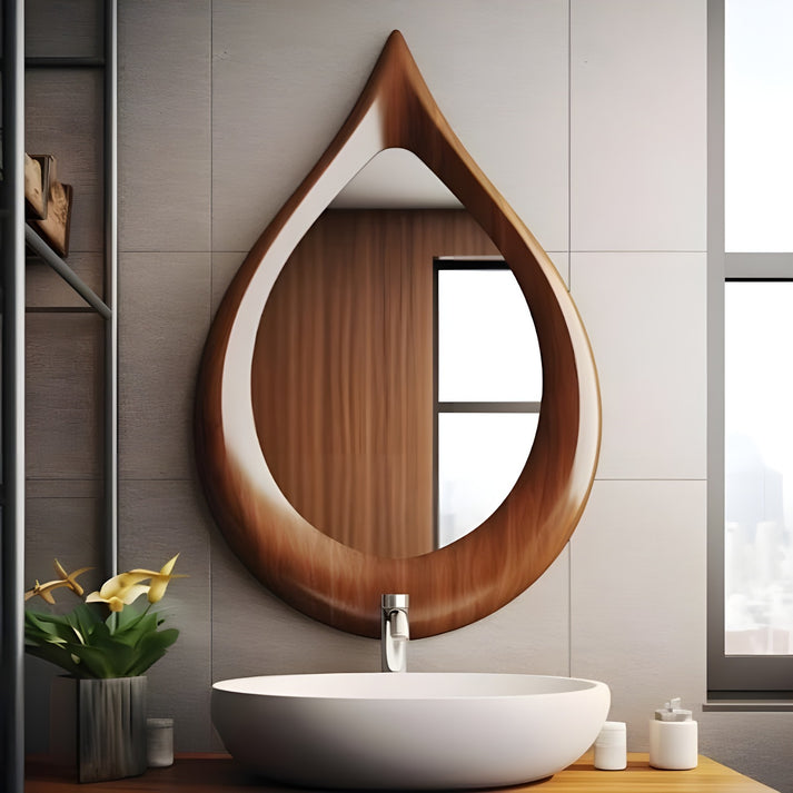 مرأه بتصميم قطرة الماء