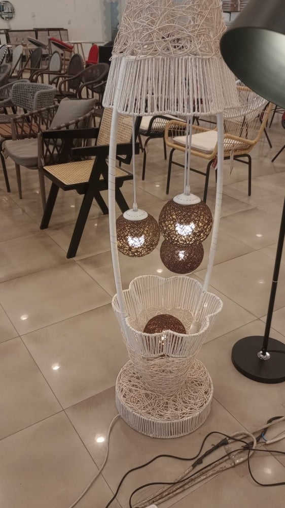 ديكور رائع مع إناره