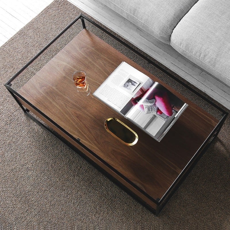 طاولة قهوة كلاسيكية