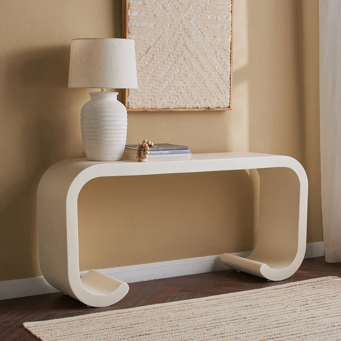 كونسول بتصميم حديث