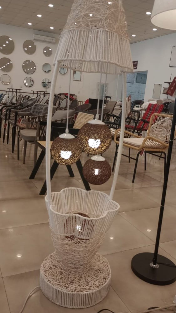 ديكور رائع مع إناره