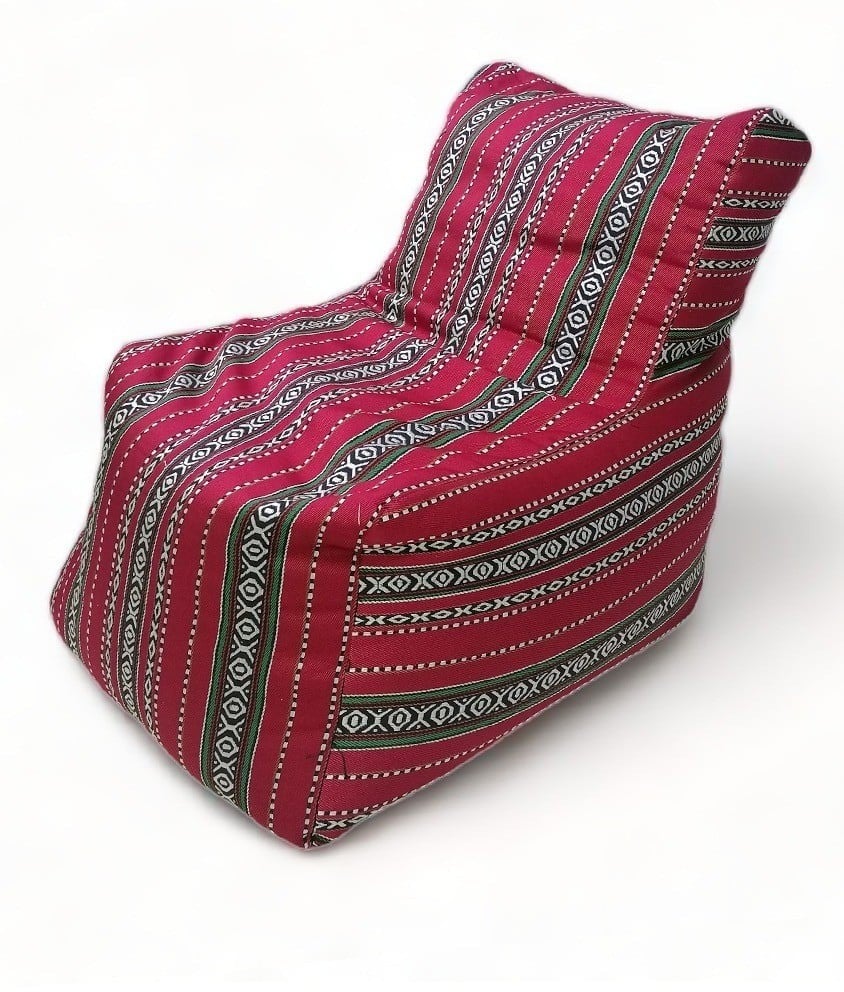 ليزى صوفا بتصميم مختلف