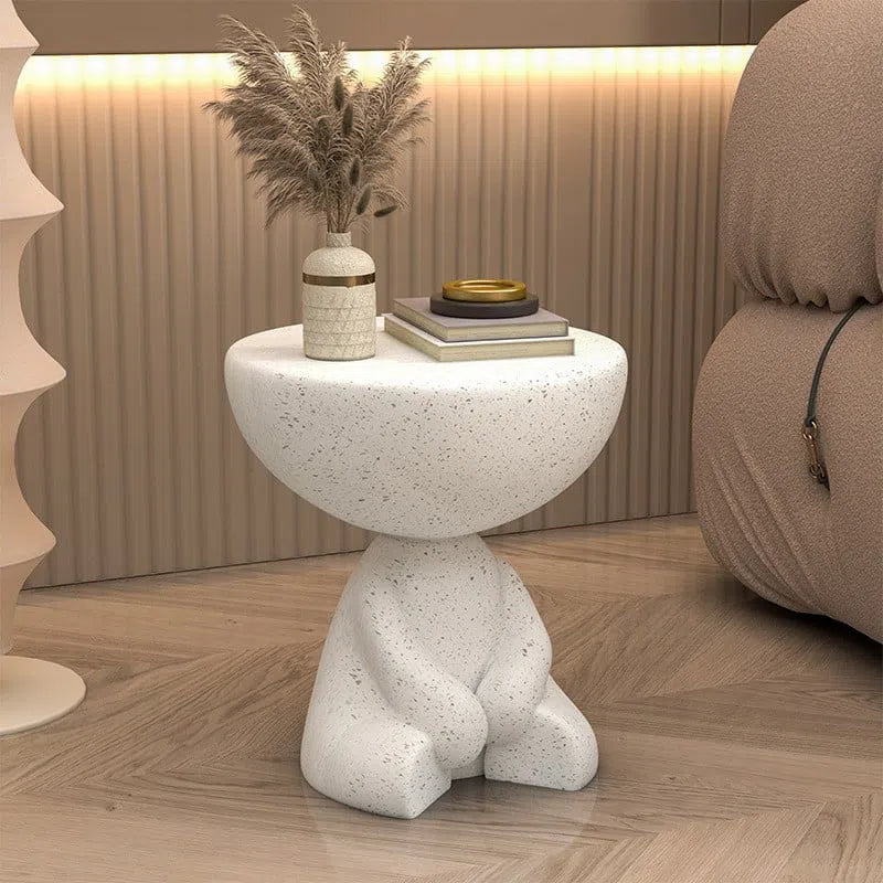 طاولة بتصميم حديث
