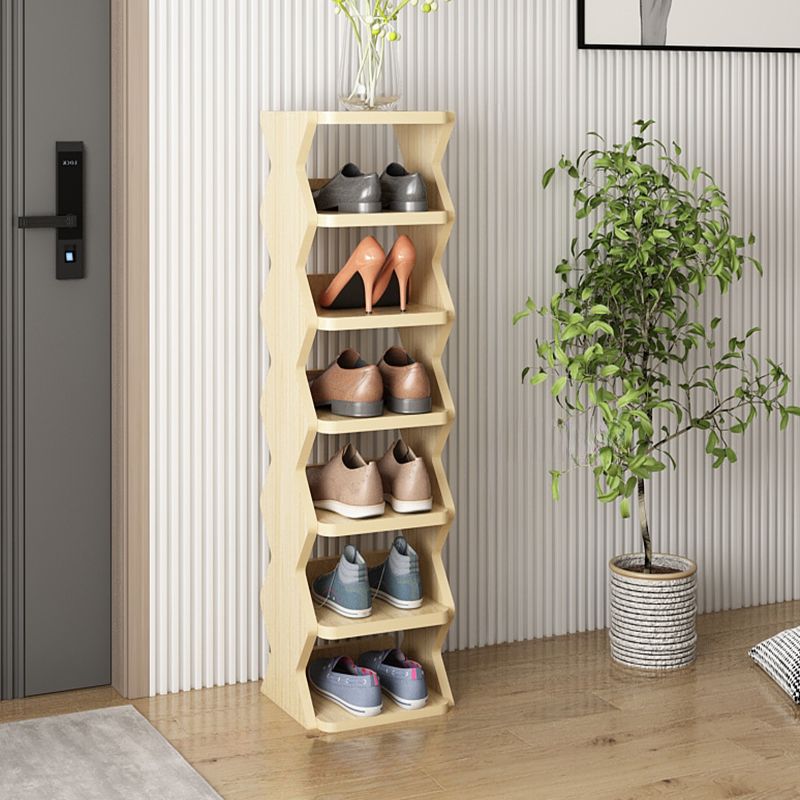 خزانة خشبيه متعددة الأرفف