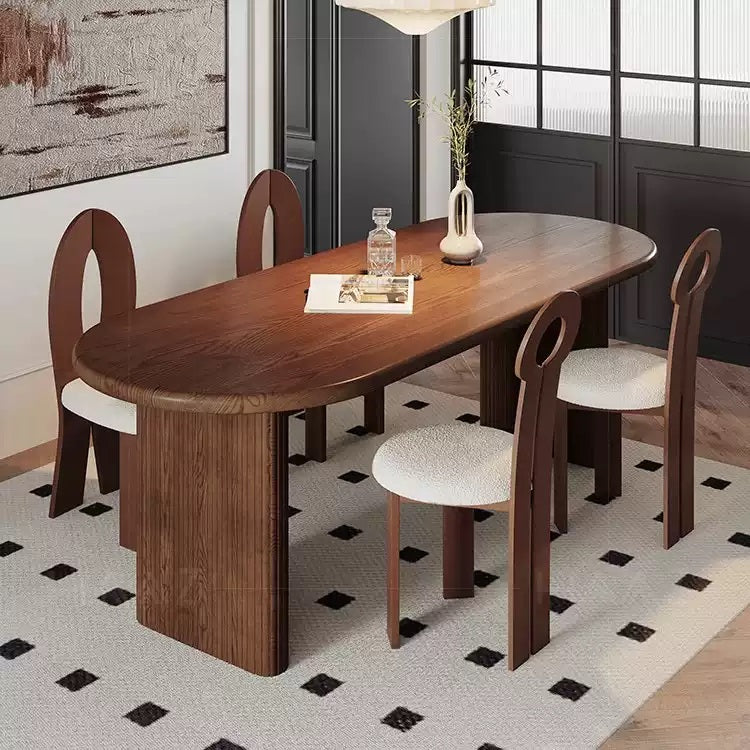 طاولة سفرة عصرية تجمع الأناقة والدفء في قطعة واحدة