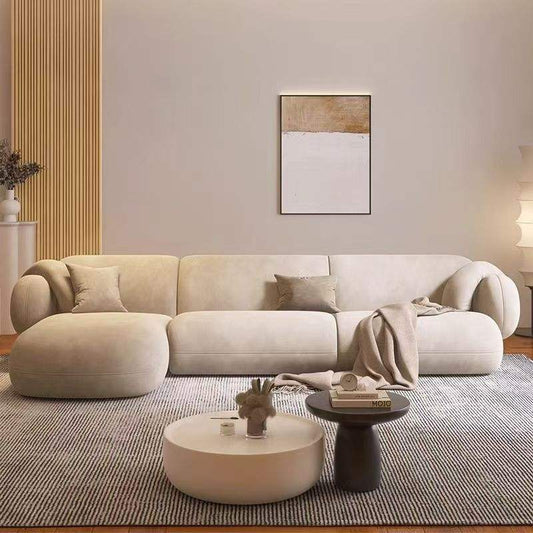 كنبة بتصميم انسيابي