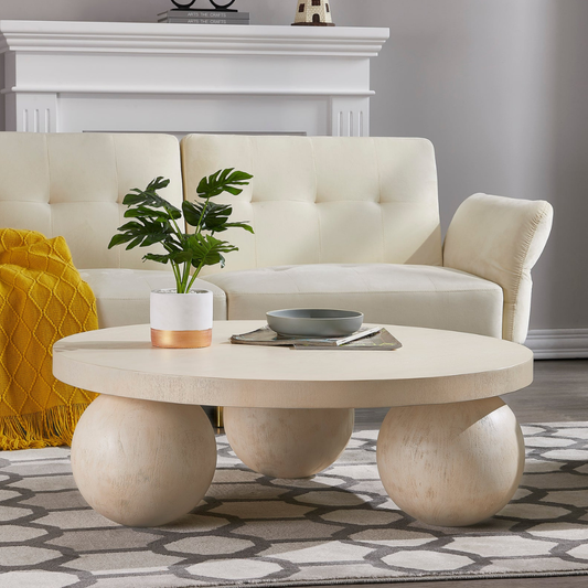 طاولة قهوة بتصميم فني فريد وأسلوب عصري جذاب