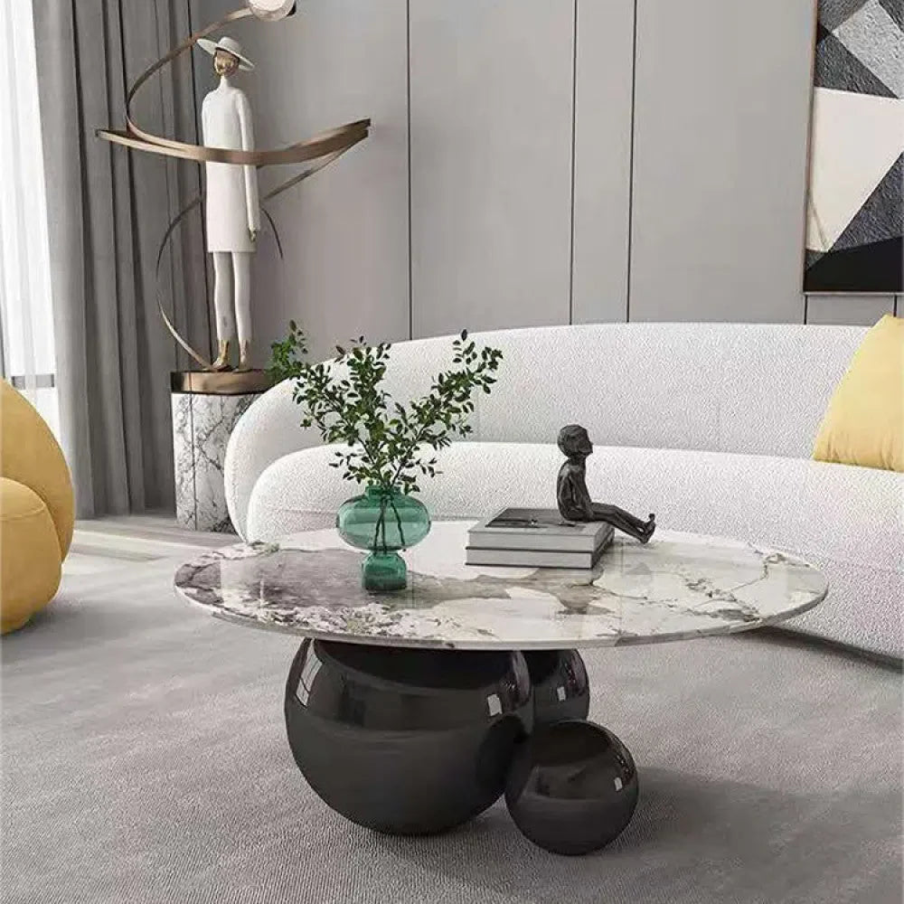 طاولة بتصميم ايطالى