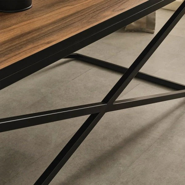 طاولة اكس مودرن