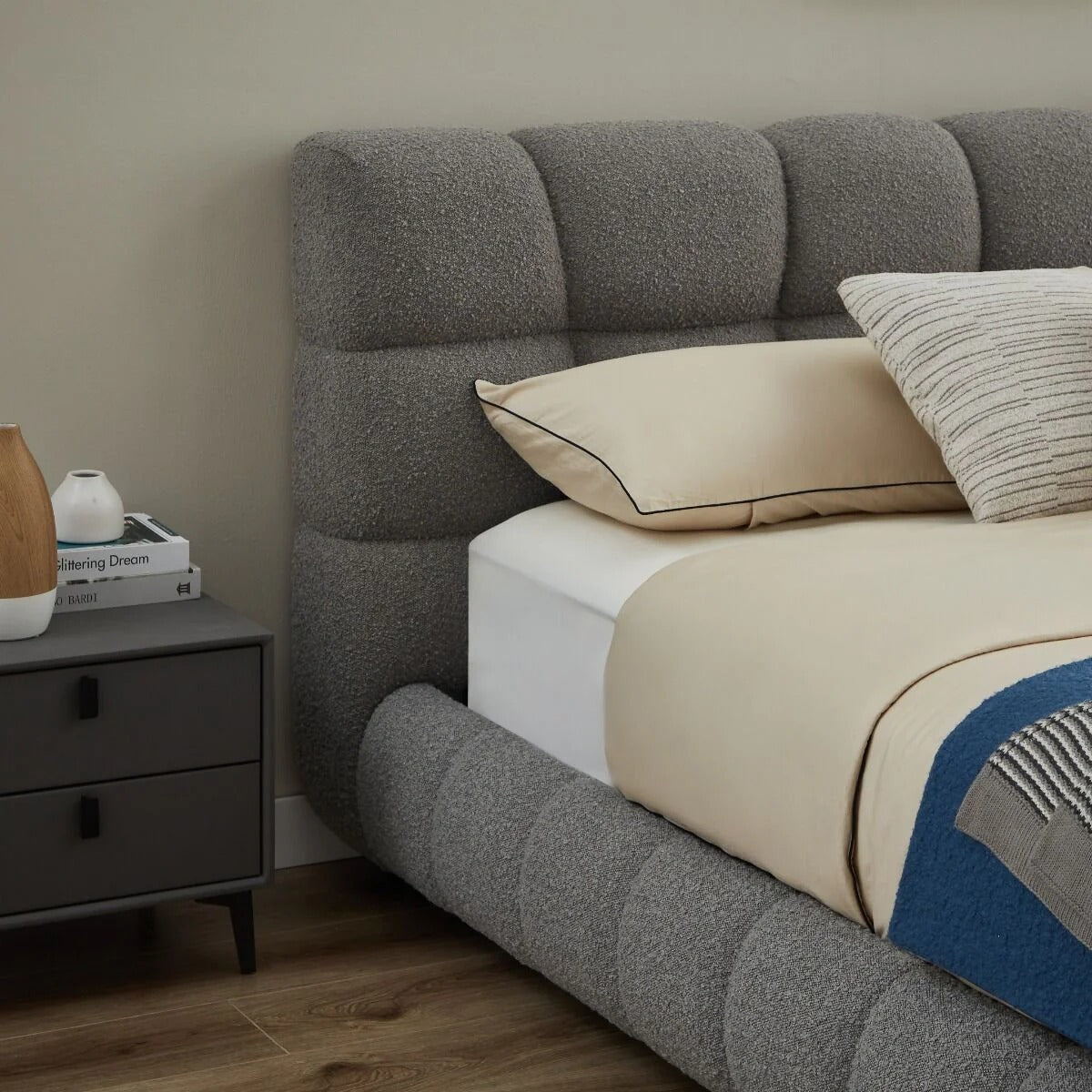 سرير كلاود مودرن