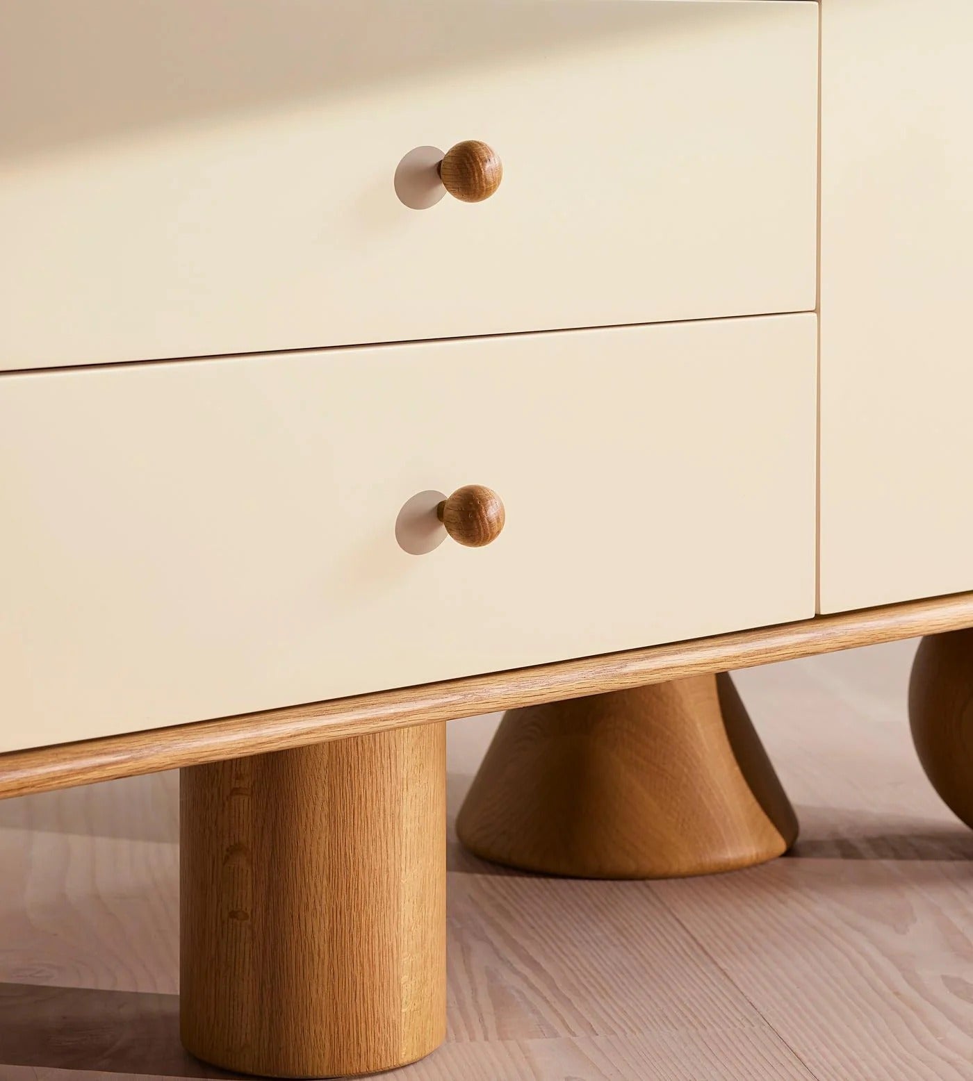 خزانه بتصميم عصرى