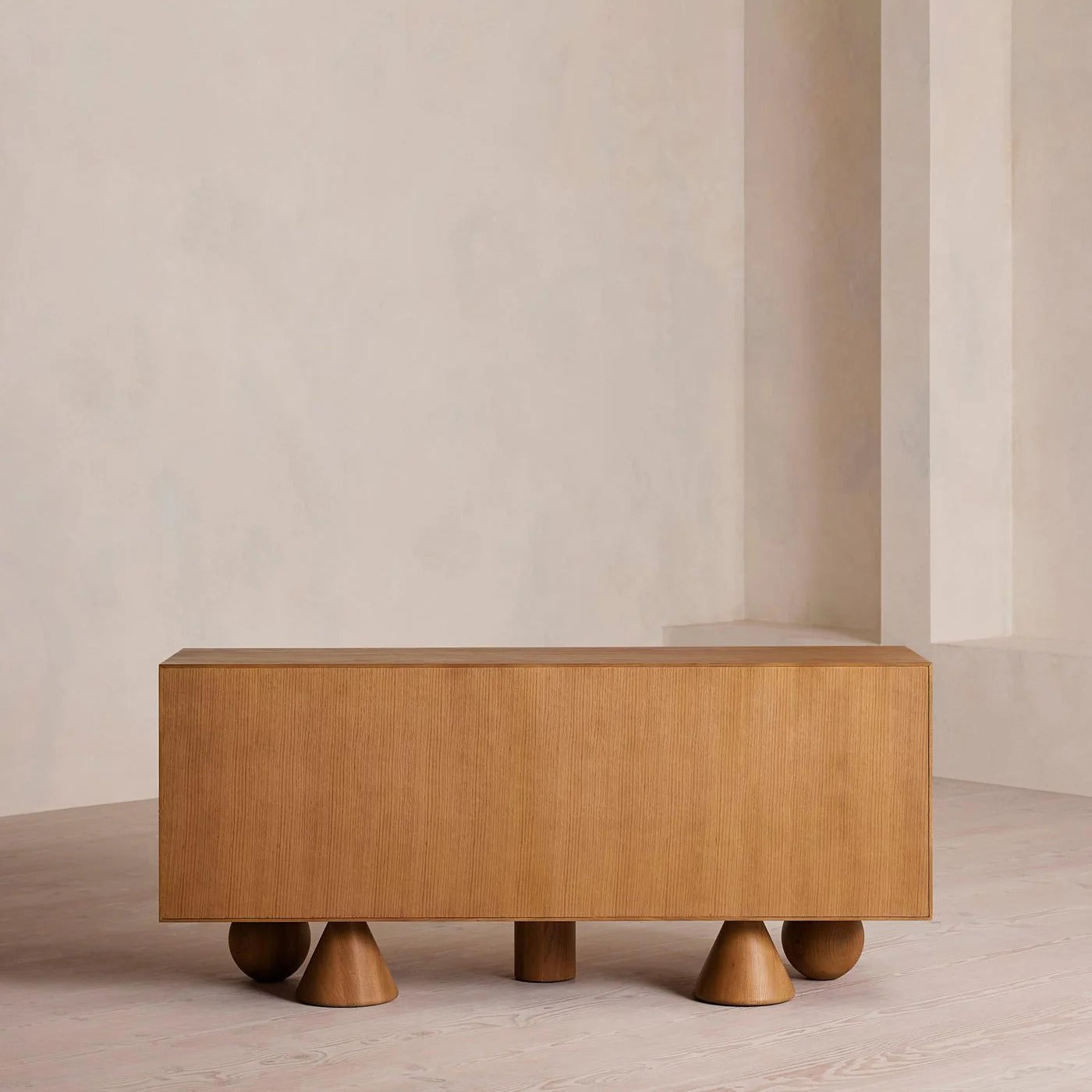 خزانه بتصميم عصرى