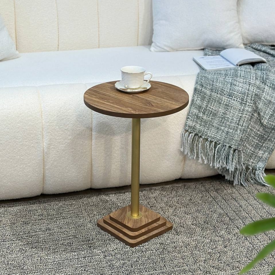 طاولة خدمه جذابه