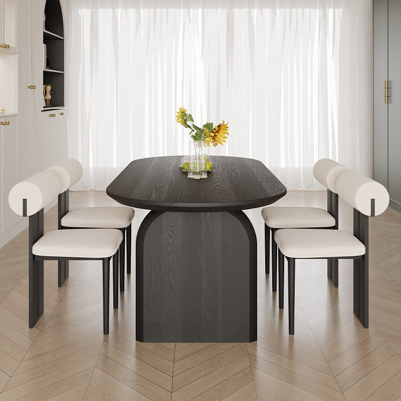 طاولة سفرة عصرية تجمع الأناقة بالعملية